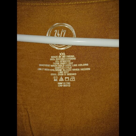 Maurices Plus size top XXL - Picture 2 of 4